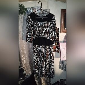 Elegant Black and White Patterned Dress